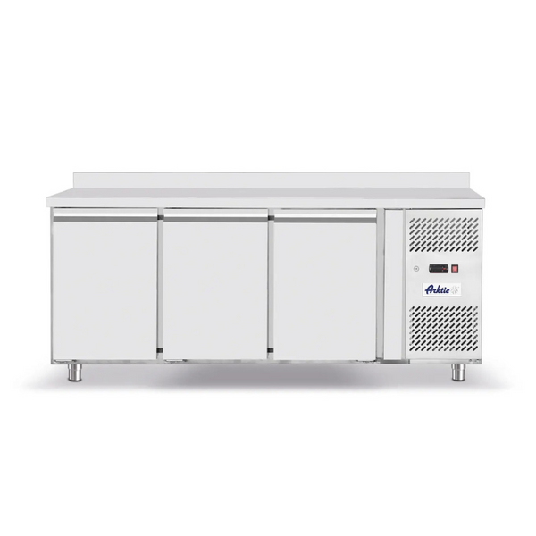 Arktic Profi Line Kühltisch mit drei Türen, 420 L