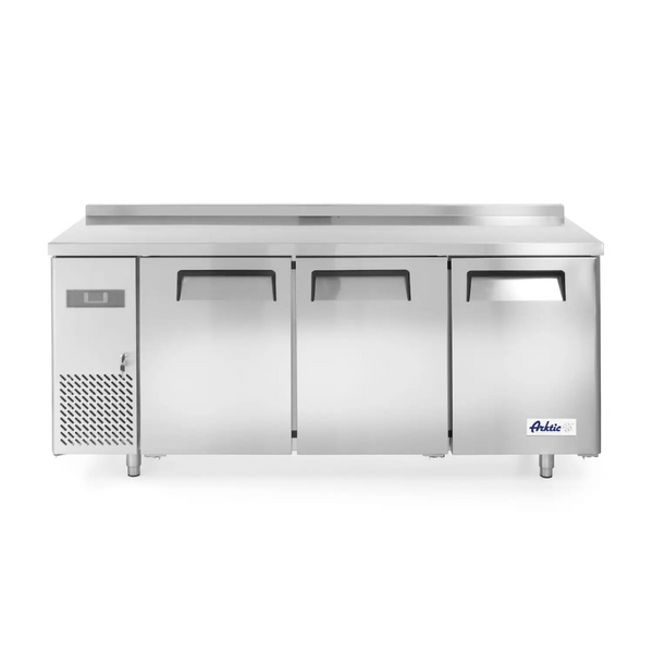 Arktic Kitchen Line Kühltisch mit drei Türen, 390 L, 291 L Nutzvolumen, 230V/270W